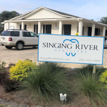 Exterior of the Singing River Dentistry office in Russellville, AL.